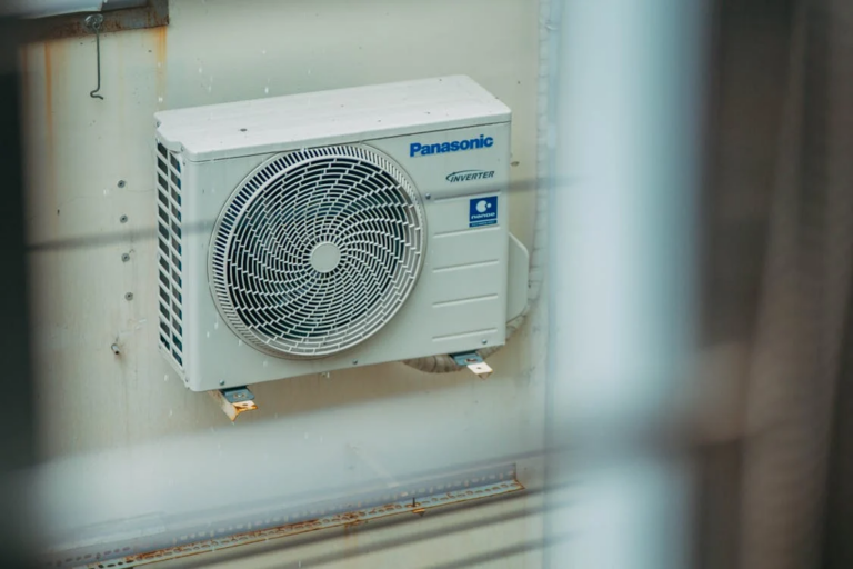 Is Ducted Reverse Heating and Cooling Installation Worth It? Here’s the Answer!